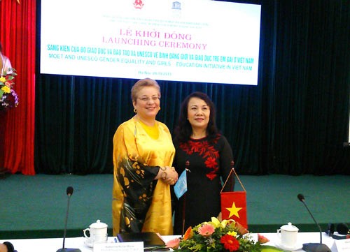 Церемония старта «Инициативы по равноправию полов и восспитанию девочек во Вьетнаме» - ảnh 1